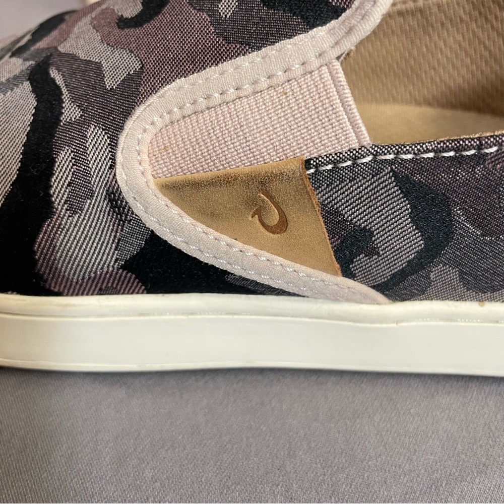 Olukai Pehuea Pai camo slip on shoes 9.5 - Picture 11 of 11